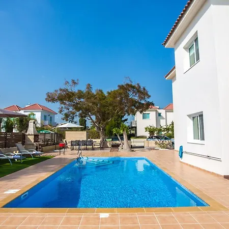 Rent Private 364 Villa *