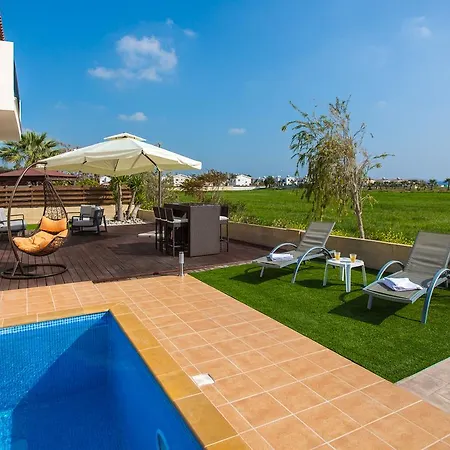 Rent Private 364 Villa *